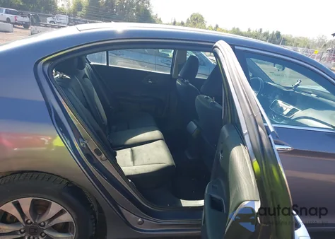 2015 Honda Accord Lx z USA, uszkodzony, nr VIN 1HGCR2F34FA037847